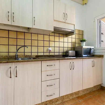 Savoa Sea 365 * تاراخاليخو